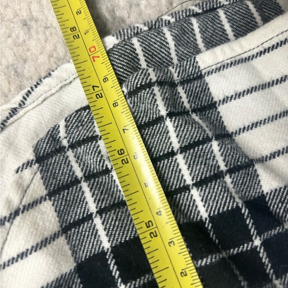 Banana Republic Flannel Button Up Shirt Black White Plaid S Soft Oversized - Picture 7 of 7